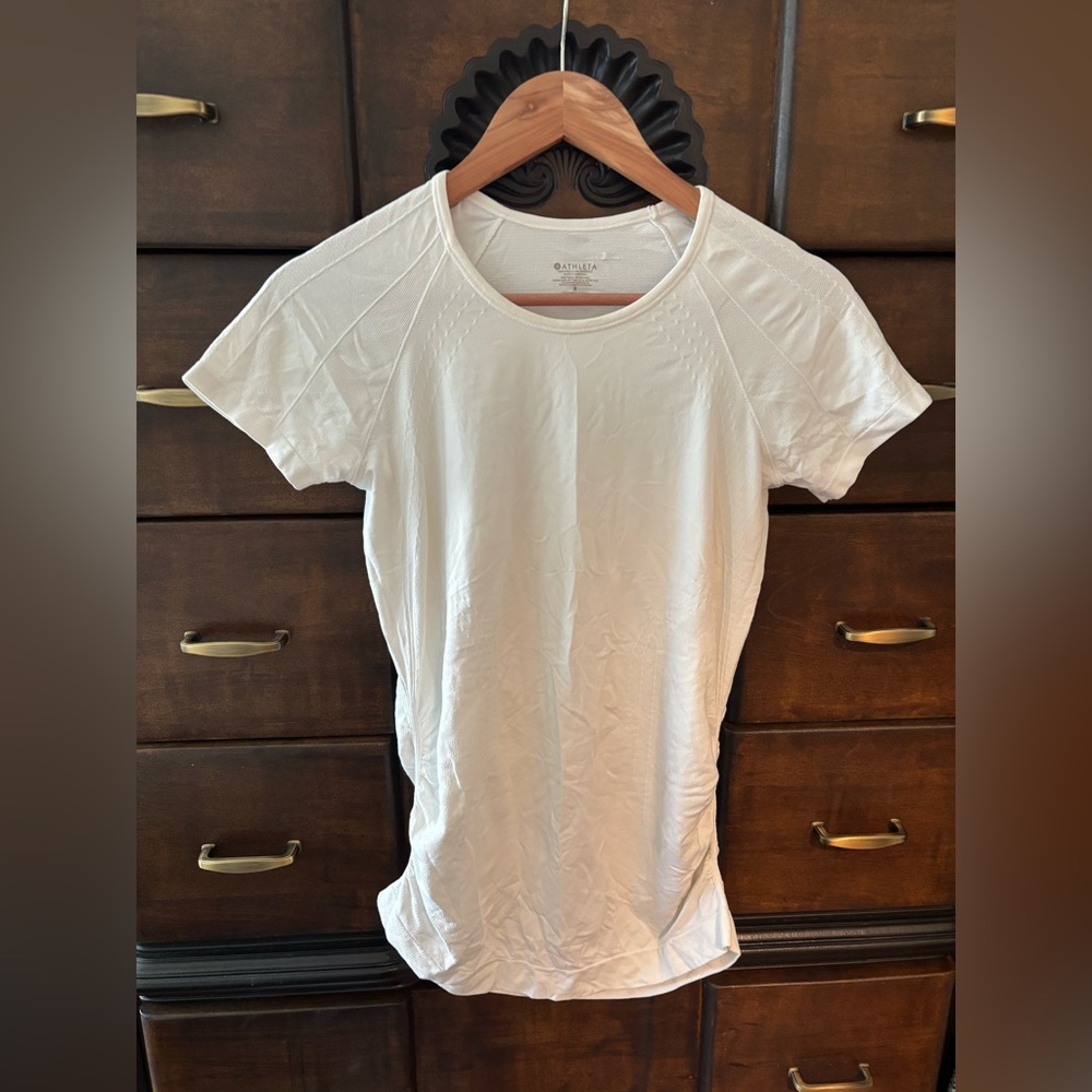 Workout Athleta White Short Sleeve Tee size S
